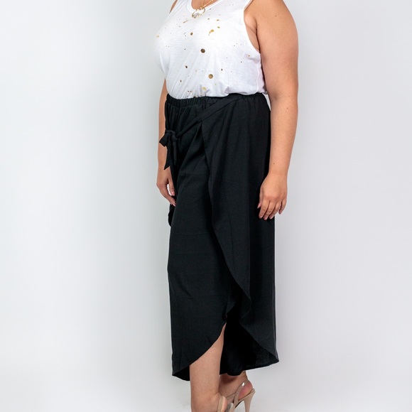 Plus Size ‘Cordelia’ Double Slit Palazzo Pants - Picture 3 of 7